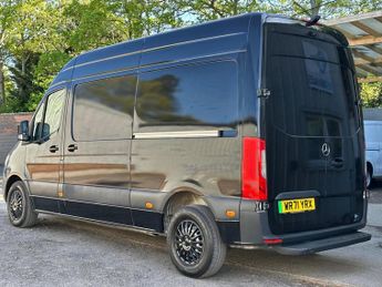 Mercedes-Benz eSprinter 55kWh Progressive Auto FWD L2 H2 5dr 20kW Charger