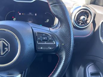 MG MG ZS 72.6kWh Trophy Connect Long Range Auto 5dr