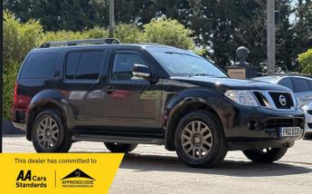 Nissan Pathfinder 2.5 dCi Tekna 4WD Euro 5 5dr