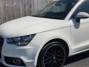 Audi A1 1.6 TDI Sport Euro 5 (s/s) 3dr