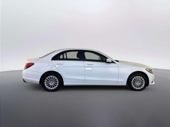 Mercedes-Benz C Class 2.1 C220 BlueTEC SE Saloon 4dr Diesel G-Tronic+ Euro 6 (s/s) (17