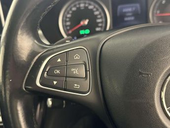 Mercedes-Benz C Class 2.1 C220 BlueTEC SE Saloon 4dr Diesel G-Tronic+ Euro 6 (s/s) (17