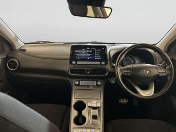 Hyundai KONA 64kWh Premium SUV 5dr Electric Auto (7kW Charger) (204 ps)