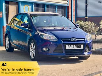 Ford Focus 1.0T EcoBoost Zetec Navigator Euro 5 (s/s) 5dr
