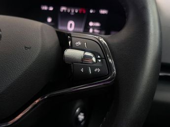 Skoda Karoq 1.5 TSI ACT SE L DSG Euro 6 (s/s) 5dr