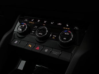 Skoda Karoq 1.5 TSI ACT SE L DSG Euro 6 (s/s) 5dr