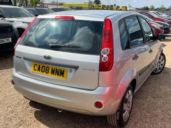 Ford Fiesta 1.6 Style Climate 5dr