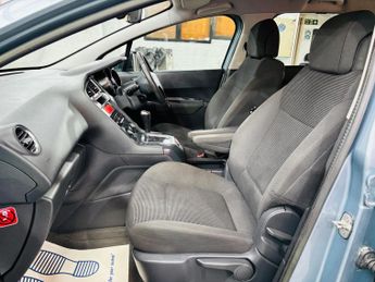 Peugeot 5008 2.0 HDi Active Auto Euro 5 5dr