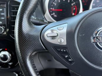 Nissan Juke 1.6 N-Connecta XTRON Euro 6 5dr