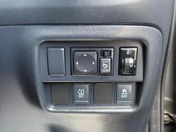 Nissan Juke 1.6 N-Connecta XTRON Euro 6 5dr