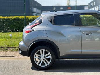 Nissan Juke 1.6 N-Connecta XTRON Euro 6 5dr