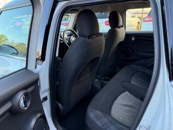 MINI Hatch 1.5 Cooper Steptronic Euro 6 (s/s) 5dr