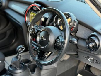 MINI Hatch 1.5 Cooper Steptronic Euro 6 (s/s) 5dr