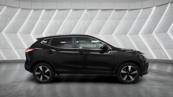 Nissan Qashqai 1.2 DIG-T N-Connecta XTRON 2WD Euro 6 (s/s) 5dr