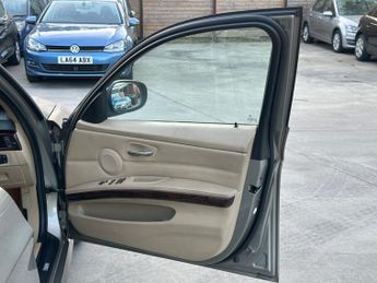 BMW 3 Series 2.0 320i SE Steptronic Euro 4 4dr