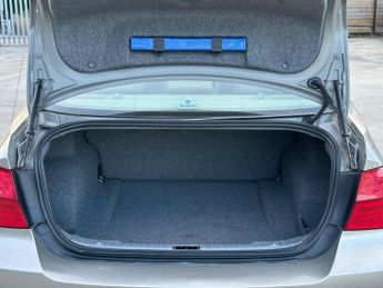 BMW 3 Series 2.0 320i SE Steptronic Euro 4 4dr
