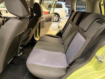 Ford Fusion 1.6 Zetec Climate 5dr