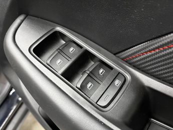 MG MG ZS 72.6kWh Trophy Long Range Auto 5dr