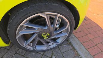 Abarth 500e 42kWh Scorpionissima Hatchback 3dr Electric Auto (155 ps)