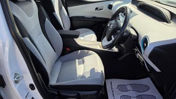 Toyota Prius 1.8 VVT-h Business Edition Plus CVT Euro 6 (s/s) 5dr (15in Alloy