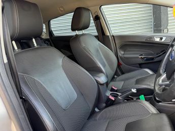 Ford Fiesta 1.0T EcoBoost Titanium X Euro 6 (s/s) 5dr