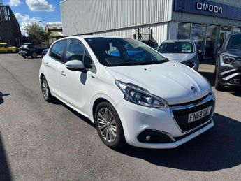 Peugeot 208 1.2 PureTech Signature Euro 6 (s/s) 5dr