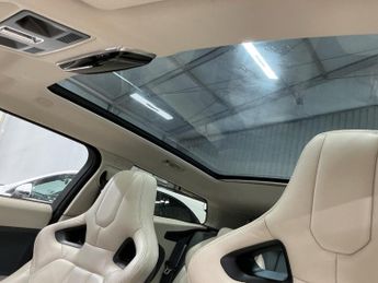 Land Rover Range Rover Evoque 2.2 SD4 Dynamic Auto 4WD Euro 5 3dr