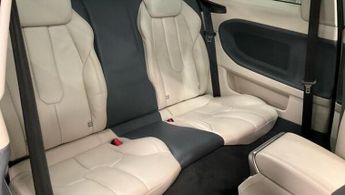 Land Rover Range Rover Evoque 2.2 SD4 Dynamic Auto 4WD Euro 5 3dr