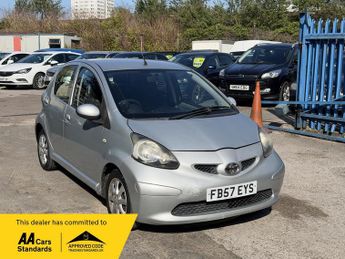 Toyota AYGO 1.0 VVT-i Platinum MultiMode Euro 4 5dr (AC)