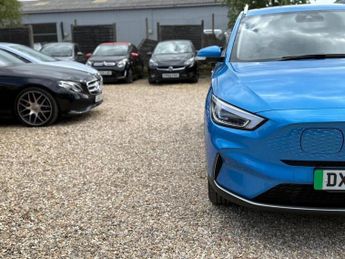 MG MG ZS 72.6kWh Trophy Connect Long Range Auto 5dr