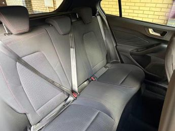 Ford Focus 1.5 EcoBlue ST-Line Auto Euro 6 (s/s) 5dr