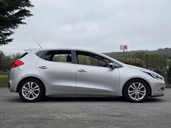 Kia Ceed 1.6 CRDi 2 Hatchback 5dr Diesel Auto Euro 5 (126 bhp)