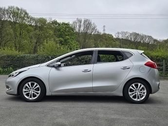 Kia Ceed 1.6 CRDi 2 Hatchback 5dr Diesel Auto Euro 5 (126 bhp)