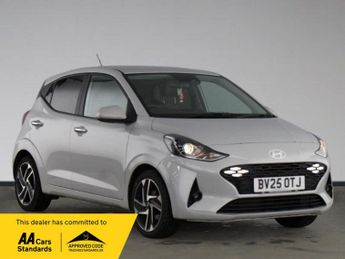 Hyundai i10 1.2 Premium Hatchback 5dr Petrol Auto Euro 6 (s/s) (79 ps)