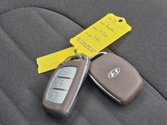 Hyundai i10 1.2 Premium Hatchback 5dr Petrol Auto Euro 6 (s/s) (84 ps)