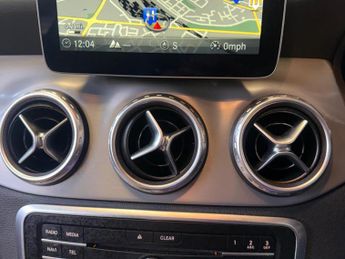 Mercedes-Benz GLA 2.1 GLA200d AMG Line 7G-DCT Euro 6 (s/s) 5dr