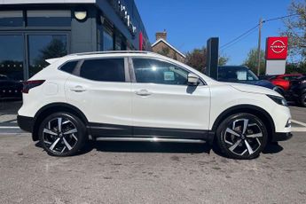 Nissan Qashqai 1.7 dCi Tekna 5dr 4WD CVT
