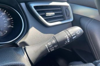 Nissan Qashqai 1.7 dCi Tekna 5dr 4WD CVT