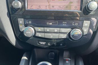 Nissan Qashqai 1.7 dCi Tekna 5dr 4WD CVT