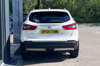 Nissan Qashqai 1.7 dCi Tekna 5dr 4WD CVT