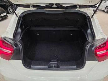 Mercedes-Benz A Class 1.6 A180 AMG Line (Premium Plus) 7G-DCT Euro 6 (s/s) 5dr