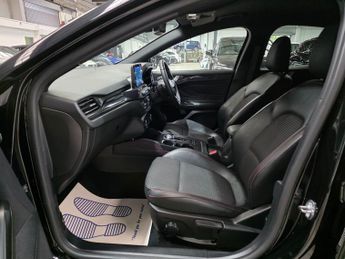 Ford Focus 1.0T EcoBoost ST-Line X Auto Euro 6 (s/s) 5dr