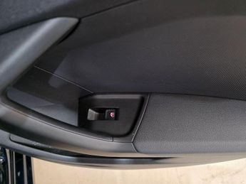 Audi A1 1.0 TFSI 30 SE Sportback S Tronic Euro 6 (s/s) 5dr