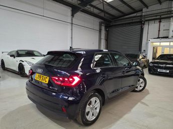 Audi A1 1.0 TFSI 30 SE Sportback S Tronic Euro 6 (s/s) 5dr
