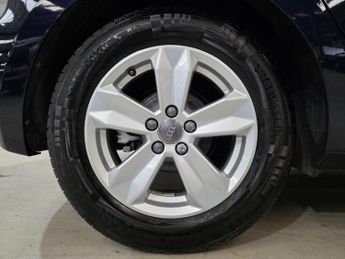 Audi A1 1.0 TFSI 30 SE Sportback S Tronic Euro 6 (s/s) 5dr