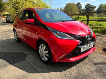 Toyota AYGO 1.0 VVT-i x-play Euro 6 5dr