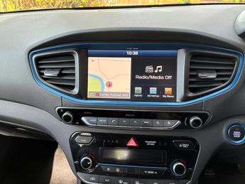 Hyundai IONIQ 1.6 h-GDi Premium DCT Euro 6 (s/s) 5dr