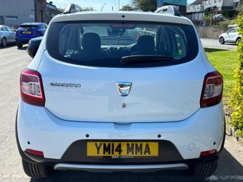 Dacia Sandero Stepway 0.9 TCe Laureate Euro 5 5dr