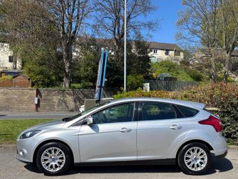 Ford Focus 1.6 Titanium Euro 5 5dr