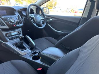 Ford Focus 1.6 Titanium Euro 5 5dr